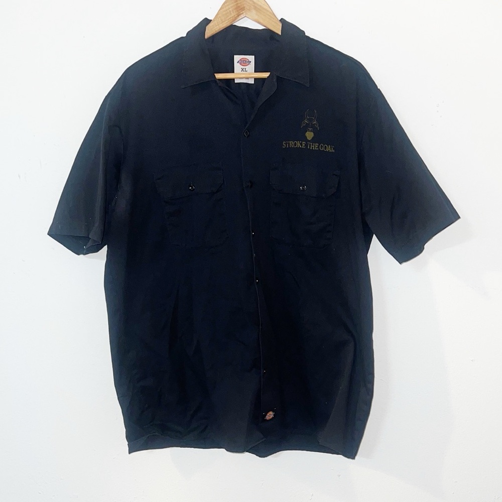 Dickies “stroke the goat” mechanic short sleeve button front graphic shirt